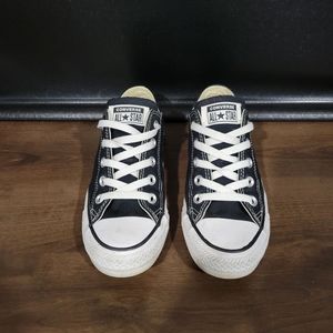 Black Converse